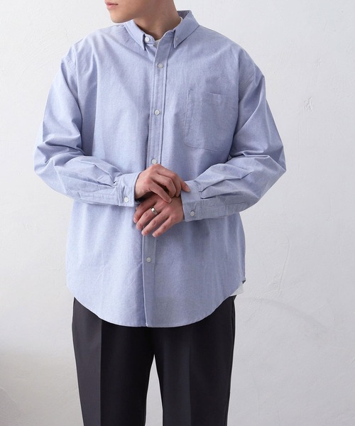 MYRTH(マイルス)の「【MYRTH】ビッグシルエットオックスフォードシャツ(シャツ/ブラウス・メンズ・グレイッシュベージュ/ブルー・L/M/XL)」の1枚目の写真