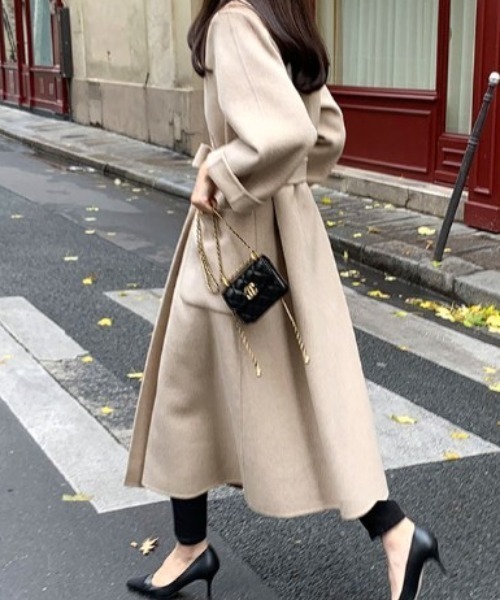 emi+（エミプラス）の「ウエストマックロングチェスターコート（チェスターコート・レディース・ブラック/ベージュ・FREE）」の10枚目の写真