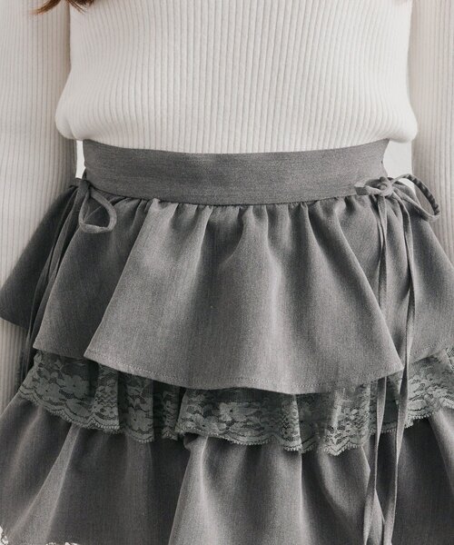 OLIVE des OLIVE（オリーブデオリーブ）の「ラッフルティアードミニスカート（スカート・レディース・ホワイト/オフホワイト/チャコールグレー・FREE）」の16枚目の写真