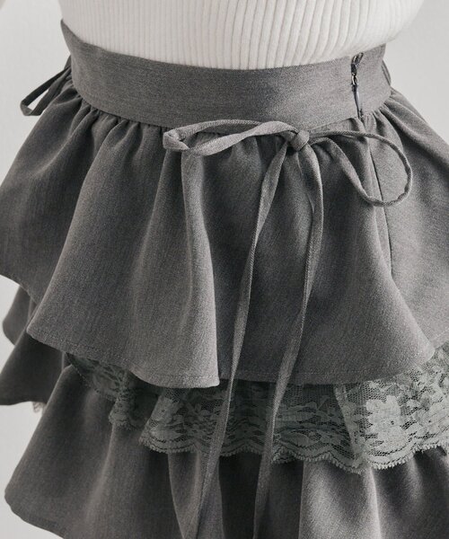 OLIVE des OLIVE（オリーブデオリーブ）の「ラッフルティアードミニスカート（スカート・レディース・ホワイト/オフホワイト/チャコールグレー・FREE）」の14枚目の写真