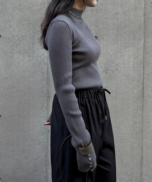 &g'aime(アンジェム)の「【&g'aime 】ベーシックリブタートルニット Basic Rib Turtleneck Knit(ニット/セーター・レディース・ブラック/ホワイト/チャコールグレー/ブルー・FREE)」の19枚目の写真