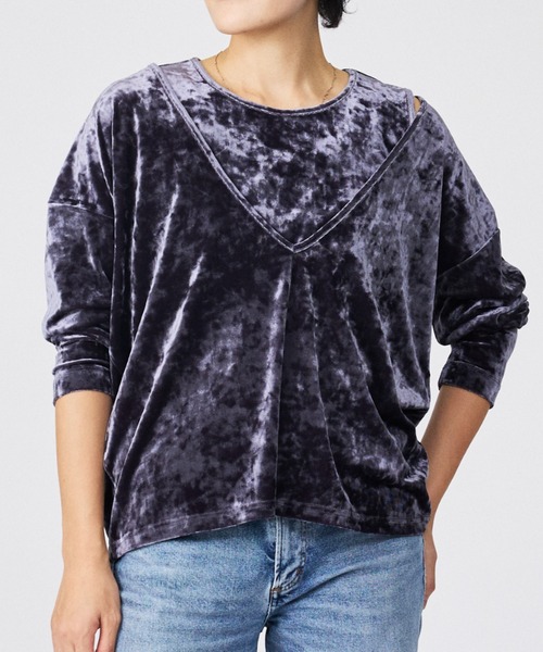 Rouge vif la cle(ルージュヴィフラクレ)の「【Keena/キーナ】【2枚セット】レイヤーVトップス/トップス/レイヤード/ベロア【WEB限定】(Tシャツ/カットソー・レディース・グレー・フリー)」の1枚目の写真