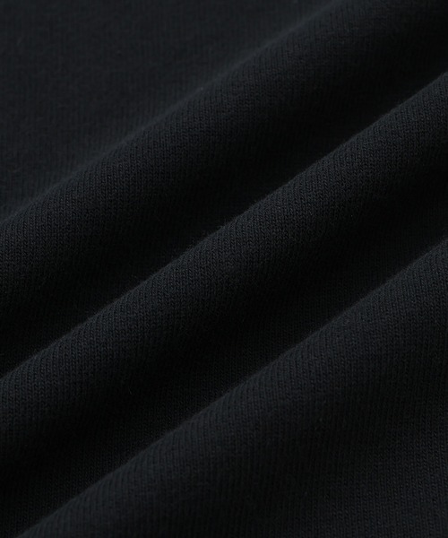 ADAM ET ROPE'（アダムエロペ）の「ダンボールポンチモックネック（Tシャツ/カットソー・メンズ・ホワイト/ブラック・M/LL/L）」の9枚目の写真