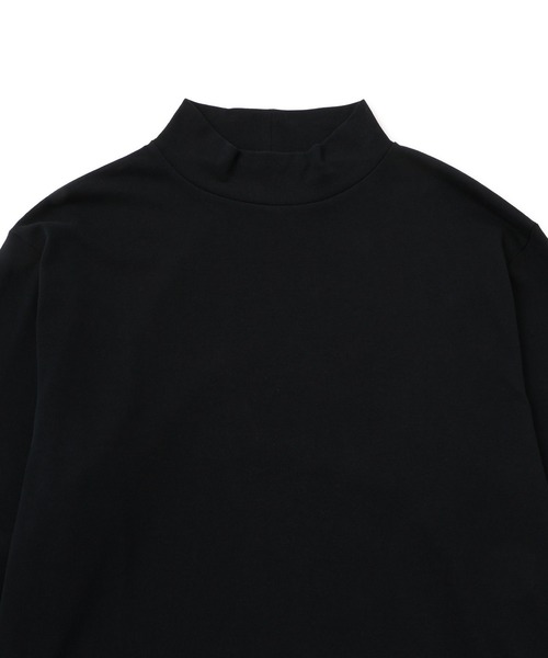 ADAM ET ROPE'（アダムエロペ）の「ダンボールポンチモックネック（Tシャツ/カットソー・メンズ・ホワイト/ブラック・M/LL/L）」の4枚目の写真