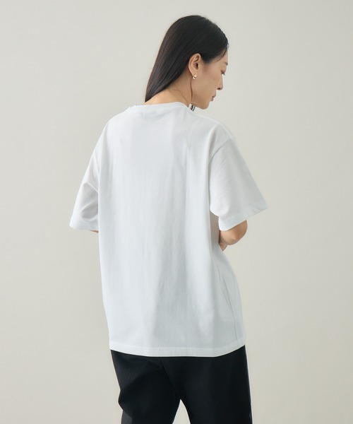 kuros'(クロス)の「【kuros'オリジナル】CROWD GRAPHIC TEE ユニセックス 綿100%(Tシャツ/カットソー・メンズ・ホワイト/ブラック・MEDIUM/LARGE)」の14枚目の写真