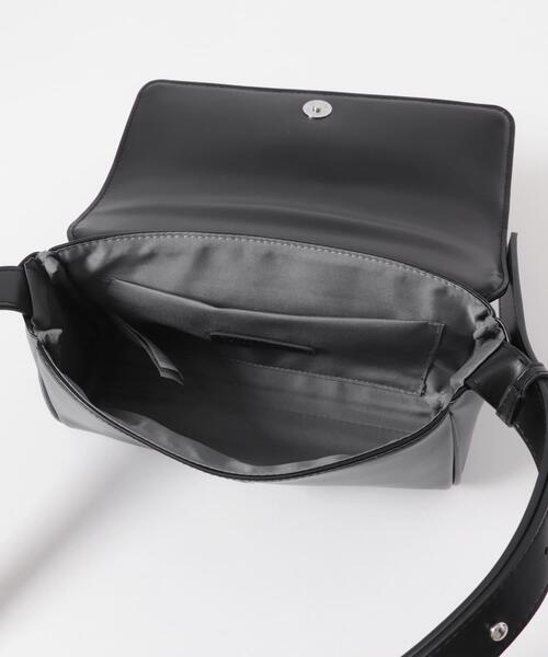 SENSE OF PLACE by URBAN RESEARCH（センスオブプレイスバイアーバンリサーチ）の「フラップショルダーバッグ（ショルダーバッグ・メンズ・ブラック/ブラウン・ONE）」の7枚目の写真