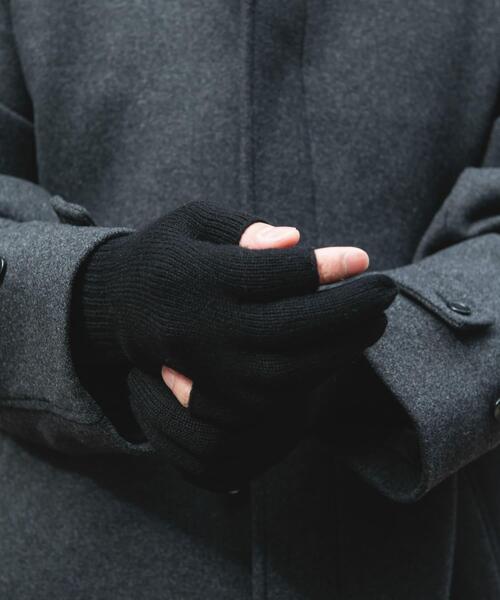 URBAN RESEARCH DOORS（アーバンリサーチドアーズ）の「カットオフニットグローブ（手袋・メンズ・ブラック/ベージュ・-）」の3枚目の写真