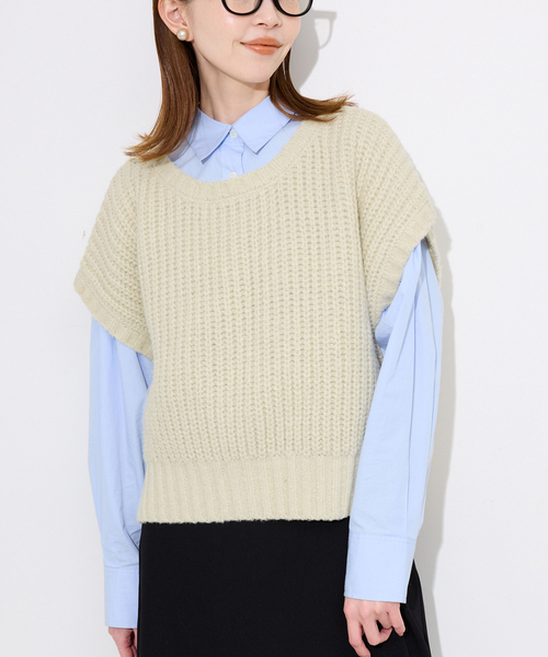 SLOBE IENA(スローブイエナ)の「畦編みコクーンニットベスト(ベスト・レディース・アイボリー/ブラック・FREE)」の11枚目の写真