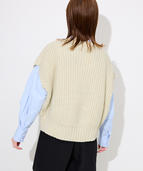 SLOBE IENA(スローブイエナ)の「畦編みコクーンニットベスト(ベスト・レディース・アイボリー/ブラック・FREE)」の13枚目の写真