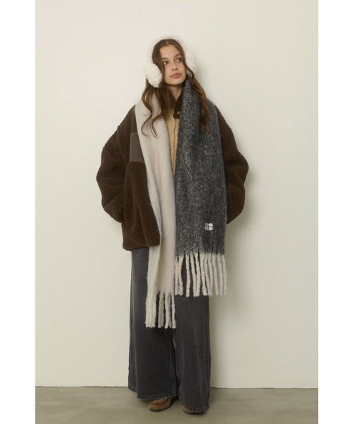 ALEXIA STAM(アリシアスタン)の「Logo Scarf /ASロゴマフラー(マフラー・レディース・レッド/グレー/ブラック・FREE)」の6枚目の写真