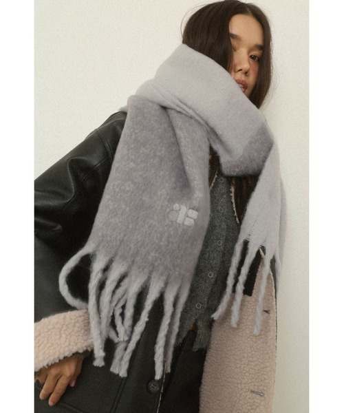 ALEXIA STAM(アリシアスタン)の「Logo Scarf /ASロゴマフラー(マフラー・レディース・レッド/グレー/ブラック・FREE)」の9枚目の写真