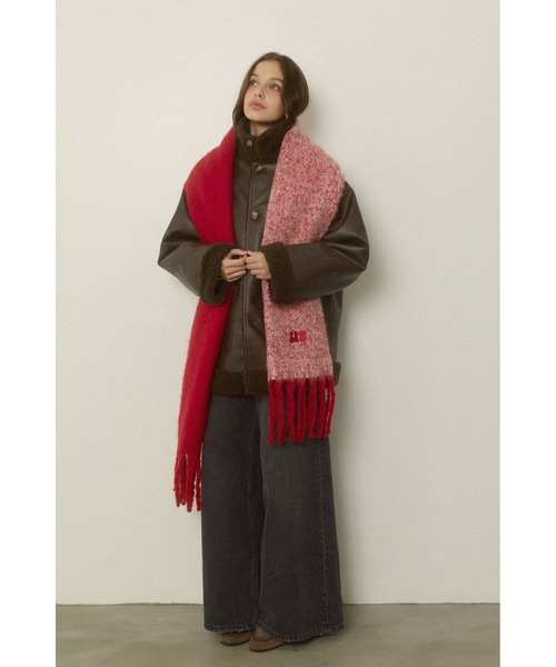 ALEXIA STAM(アリシアスタン)の「Logo Scarf /ASロゴマフラー(マフラー・レディース・レッド/グレー/ブラック・FREE)」の11枚目の写真