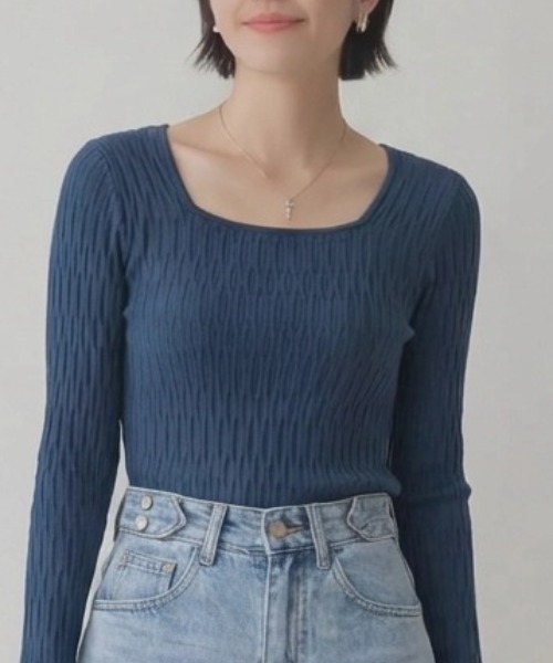 cammie(キャミー)の「Uネックシンプルトップス(Tシャツ/カットソー・レディース・ネイビー/アイボリー/ブラック・F)」の13枚目の写真