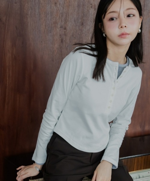 Petitjo（プッチージョ）の「小さいサイズ　ヘンリーネックロングスリーブＴ　低身長さん・小柄女性（Tシャツ/カットソー・レディース・杢グレー/ホワイト・PS/PSS/PL/PM）」の2枚目の写真