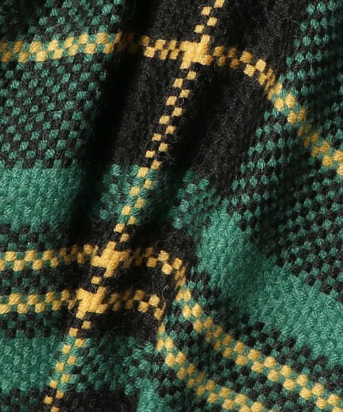 THE INOUE BROTHERS（ザイノウエブラザーズ）の「THE INOUE BROTHERS / Market Check Scarf（マフラー・メンズ・クリアレッド/ブラックミックス・FREE）」の4枚目の写真
