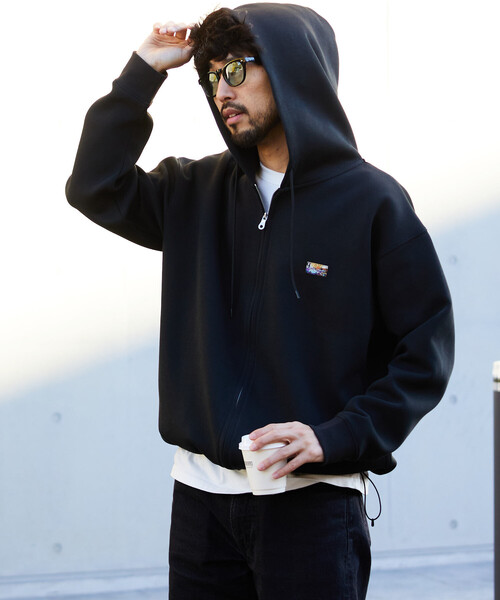 FREAK'S STORE（フリークスストア）の「ビッグシルエット スピンドル ダンボール ワンポイントロゴ スウェット ジップアップ パーカー（パーカー・メンズ・ワインレッド/ブラウン/ブラック/チャコールグレー/ライトグレー/オリーブ/ベージュ・MEDIUM/SMALL/LARGE）」の11枚目の写真