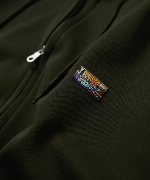 FREAK'S STORE（フリークスストア）の「ビッグシルエット スピンドル ダンボール ワンポイントロゴ スウェット ジップアップ パーカー（パーカー・メンズ・ワインレッド/ブラウン/ブラック/チャコールグレー/ライトグレー/オリーブ/ベージュ・MEDIUM/SMALL/LARGE）」の20枚目の写真