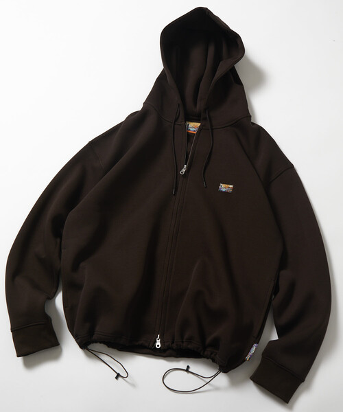 FREAK'S STORE（フリークスストア）の「ビッグシルエット スピンドル ダンボール ワンポイントロゴ スウェット ジップアップ パーカー（パーカー・メンズ・ワインレッド/ブラウン/ブラック/チャコールグレー/ライトグレー/オリーブ/ベージュ・MEDIUM/SMALL/LARGE）」の22枚目の写真