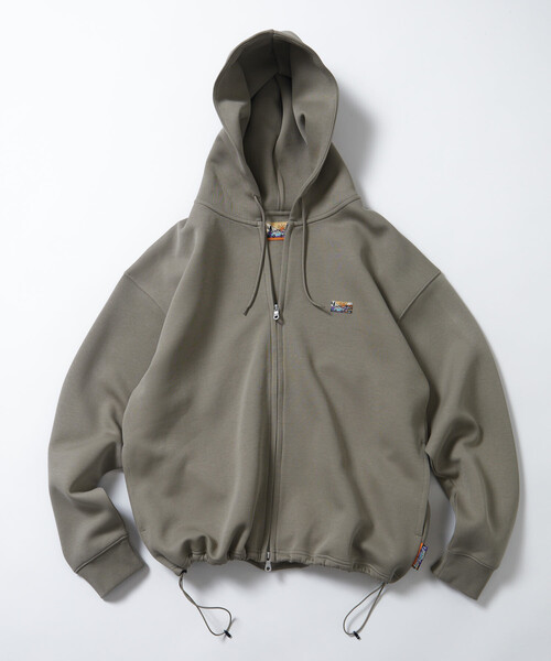 セール】ビッグシルエット スピンドル ダンボール ワンポイントロゴ