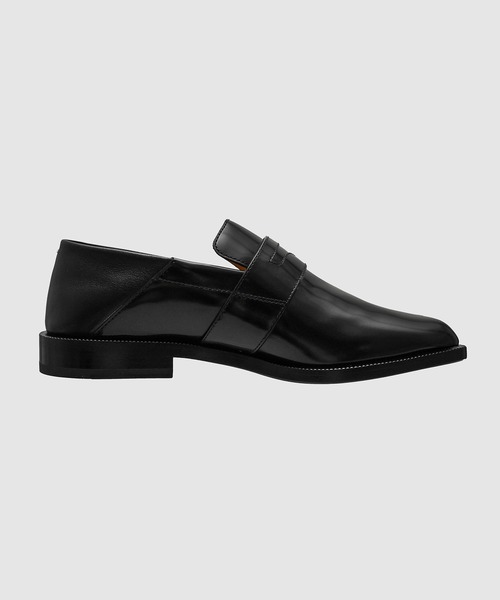 Maison Margiela（メゾンマルジェラ）の「TABI LOAFERS（ローファー・レディース・その他・38/37/36/39）」の3枚目の写真