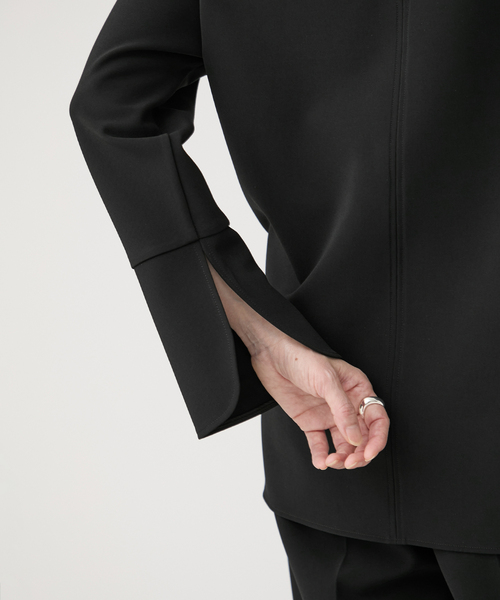 VERMEIL par iena（ヴェルメイユパーイエナ）の「《追加》ダブルクロスストレッチ T-ブラウス（シャツ/ブラウス・レディース・ブラック/ホワイト・FREE）」の11枚目の写真