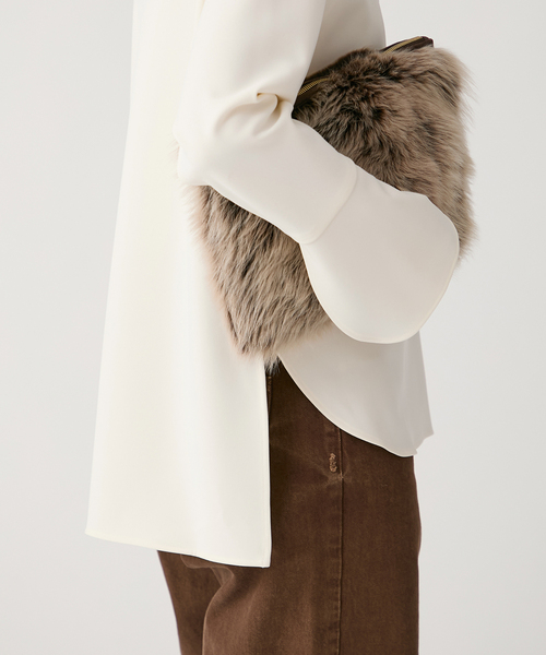 VERMEIL par iena（ヴェルメイユパーイエナ）の「《追加》ダブルクロスストレッチ T-ブラウス（シャツ/ブラウス・レディース・ブラック/ホワイト・FREE）」の17枚目の写真