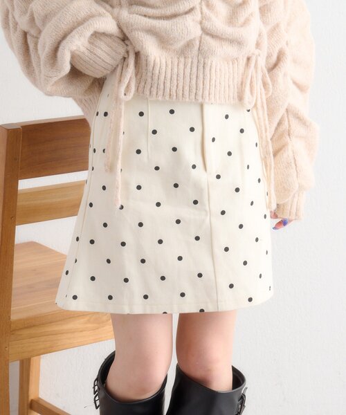 w closet（ダブルクローゼット）の「ドットミニスカパン（スカート・レディース・オフホワイト/ブラック・MEDIUM/SMALL）」の3枚目の写真
