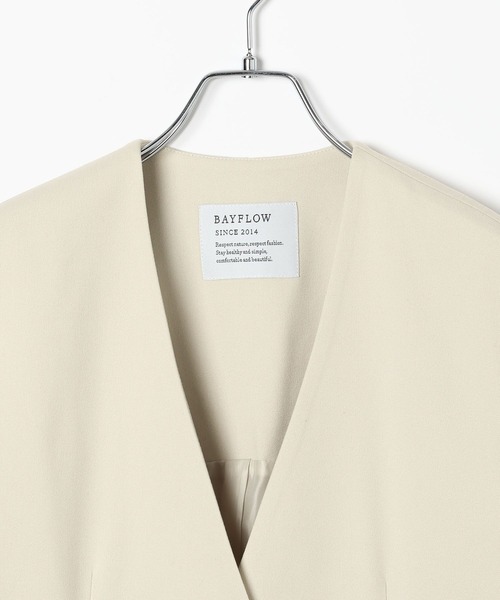 BAYFLOW（ベイフロー）の「【KARENさんコラボ】ベスト（ベスト・レディース・グレイッシュベージュ/ネイビー・SMALL/MEDIUM）」の16枚目の写真