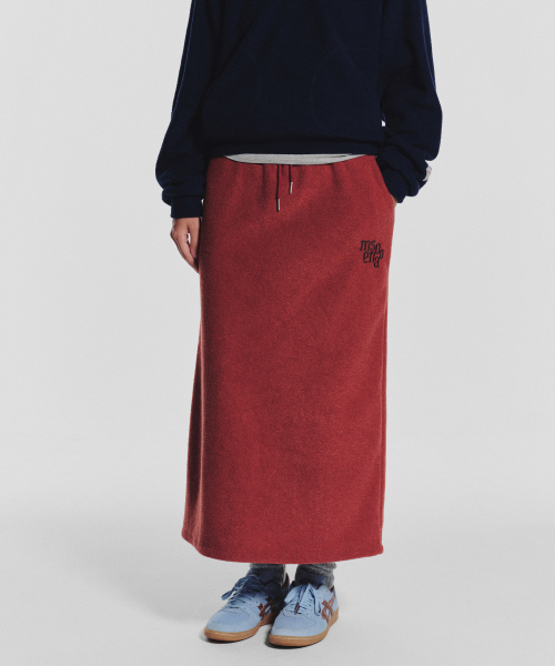 MENASOO（ミナス）の「Terry Fleece Long Skirt_Red（スカート・レディース・レッド・1/2）」の4枚目の写真
