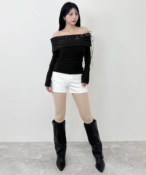 FOLLOWIN(フォロウィン)の「レースアップオフショルダーリブトップス(Tシャツ/カットソー・レディース・チャコールグレー/ブラック・FREE)」の17枚目の写真