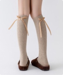 I.O.E（アイオイ）の「韓国トレンド　リボンポイント　ニーハイリブソックス（ソックス/靴下）」