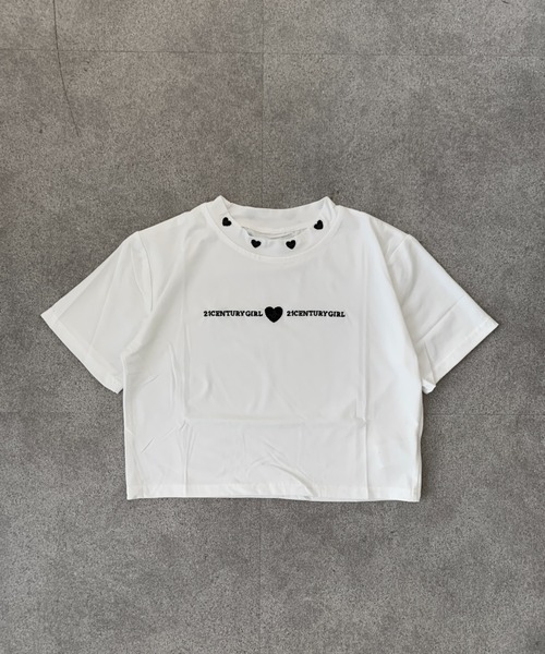 SHEPP(シープ)の「【26年春夏新作】Y2Kハート刺繍 モックネック クロップドTシャツ(Tシャツ/カットソー・レディース・ホワイト/ブラック・M/L)」の16枚目の写真
