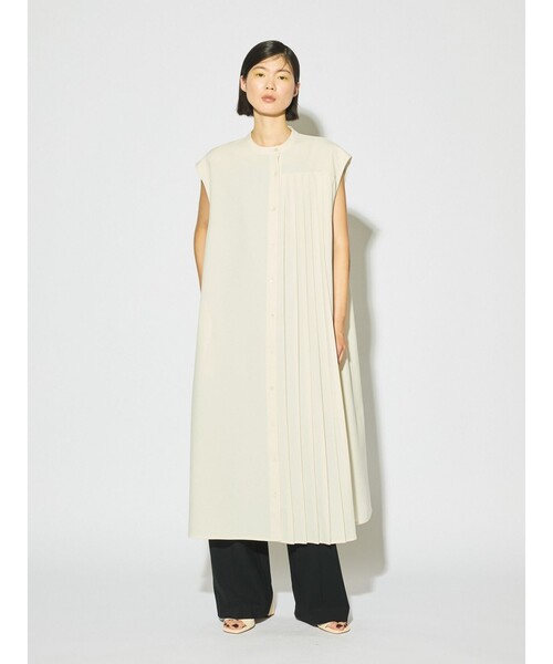 MIDIUMISOLID（ミディウミソリッド）の「MIDIUMISOLID for Ladies アシンメトリープリーツノースリーブワンピース（ワンピース・レディース・ライトグレー/ブラック/アイボリー・FREE）」の8枚目の写真