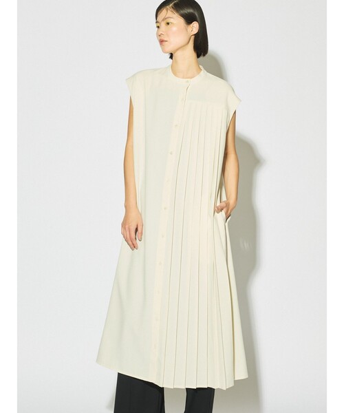 MIDIUMISOLID（ミディウミソリッド）の「MIDIUMISOLID for Ladies アシンメトリープリーツノースリーブワンピース（ワンピース・レディース・ライトグレー/ブラック/アイボリー・FREE）」の12枚目の写真