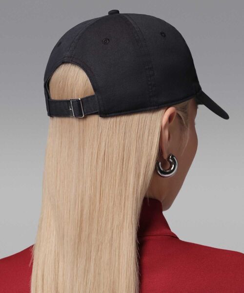 JORDAN BRAND(ジョーダンブランド)の「ジョーダン クラブ キャップ アンストラクチャード アジャスタブル キャップ / Jordan Club Cap Unstructured Adjustable Hat IF8483-010 Black(キャップ・メンズ・ブラック・S/M/M/L/L/XL)」の2枚目の写真