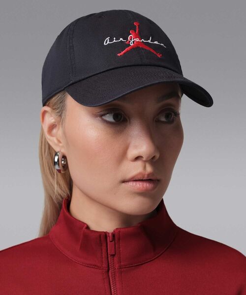 JORDAN BRAND(ジョーダンブランド)の「ジョーダン クラブ キャップ アンストラクチャード アジャスタブル キャップ / Jordan Club Cap Unstructured Adjustable Hat IF8483-010 Black(キャップ・メンズ・ブラック・S/M/M/L/L/XL)」の3枚目の写真