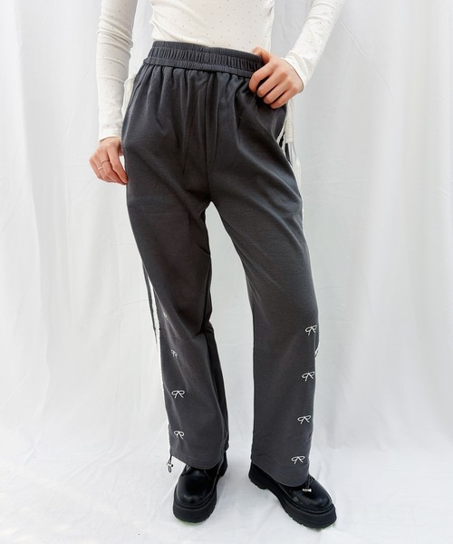 frunco（フランコ）の「【ZOZOTOWN限定】リボン刺繍サイドラインスウェットパンツ（その他パンツ・レディース・ダークグレー/ピンク/グレー・FREE）」の21枚目の写真