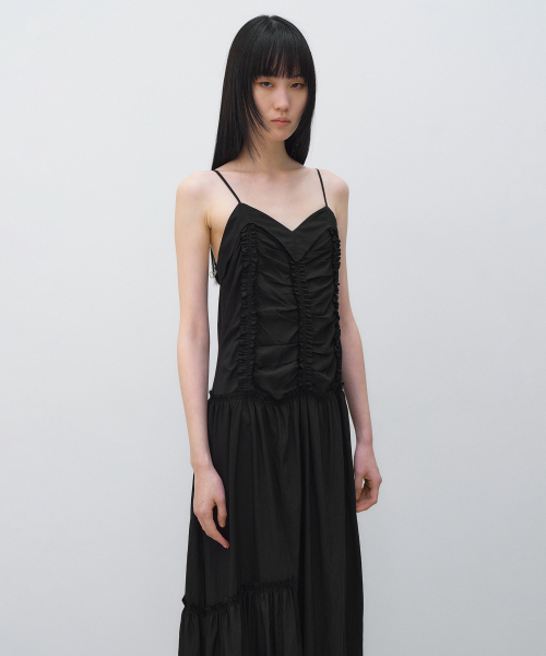 INSILENCE WOMEN(インサイレンスウーマン)の「ヴィンテージフリルマキシワンピースBLACK(ワンピース・レディース・その他・SMALL/MEDIUM)」の9枚目の写真
