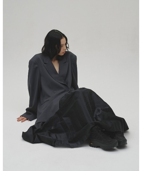 TODAYFUL（トゥデイフル）の「Silky Waist Shirring Skirt（スカート・レディース・サンドベージュ/ブラック・38inch/36inch）」の8枚目の写真