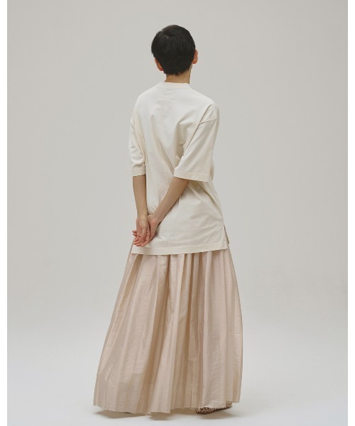 TODAYFUL（トゥデイフル）の「Silky Waist Shirring Skirt（スカート・レディース・サンドベージュ/ブラック・38inch/36inch）」の15枚目の写真