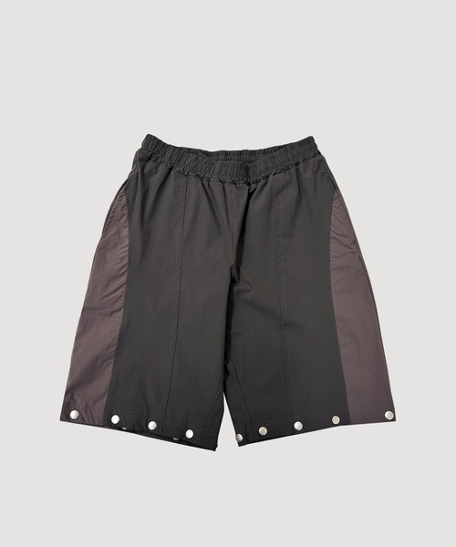 VIAVANDA(ヴィアヴァンダ)の「2WAY DEFORMED TRACK PANTS(その他パンツ・レディース・チャコール/アイボリー・FREE)」の22枚目の写真