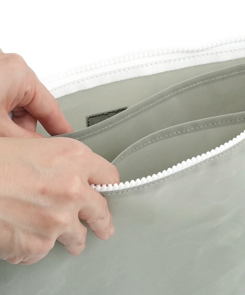 STANDARD SUPPLY（スタンダードサプライ）の「スタンダードサプライ / SAIL セイル / LAYERED POUCH L レイヤードポーチエル（ポーチ・レディース・ホワイト/ブラック/グレー・FREE）」の9枚目の写真