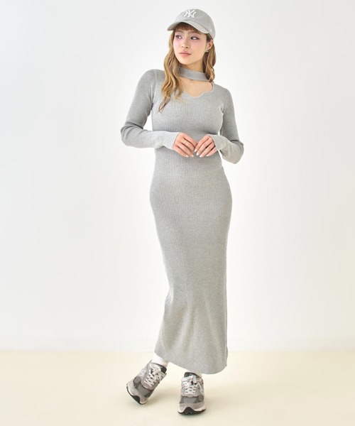 ANAP(アナップ)の「カットアウトデザインリブニットロングワンピース(ワンピース・レディース・ブラック/グレー・F)」の6枚目の写真