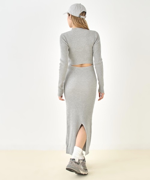 ANAP(アナップ)の「カットアウトデザインリブニットロングワンピース(ワンピース・レディース・ブラック/グレー・F)」の8枚目の写真
