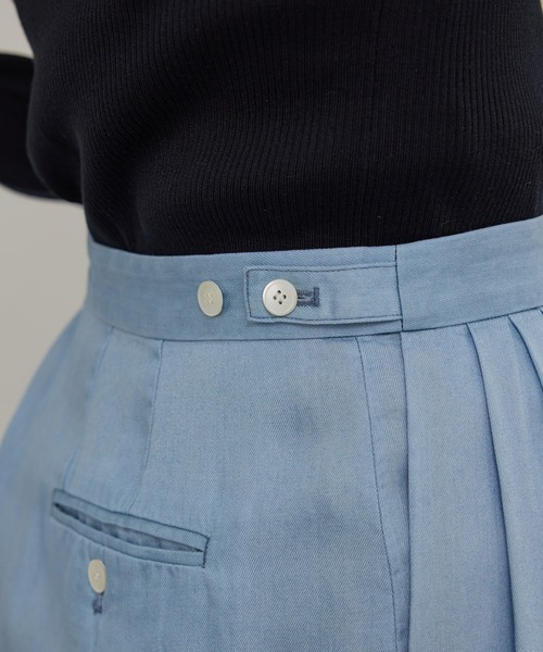 SALON adam et rope'(サロン アダム エ ロペ)の「デニムライクタックフォルムワイドパンツ / セットアップ対応(スラックス・レディース・ブルー系その他4/サックスブルー・M/S)」の13枚目の写真