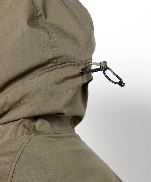 NANGA（ナンガ）の「【NANGA 別注】 日本製 ヒノックリップストップ シェルブルゾン（マウンテンパーカー・メンズ・ネイビー/カーキ/ブラック/ベージュ・M/L/XL/S）」の17枚目の写真