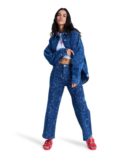 ROXY(ロキシー)の「ROXY ウィメンズ KICK BACK WASHED DENIM 長袖シャツ 【2026年春夏モデル】/ロキシー花柄デニムシャツ(シャツ/ブラウス・レディース・ネイビー・SMALL/MEDIUM)」の10枚目の写真