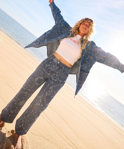 ROXY(ロキシー)の「ROXY ウィメンズ KICK BACK WASHED DENIM 長袖シャツ 【2026年春夏モデル】/ロキシー花柄デニムシャツ(シャツ/ブラウス・レディース・ネイビー・SMALL/MEDIUM)」の6枚目の写真