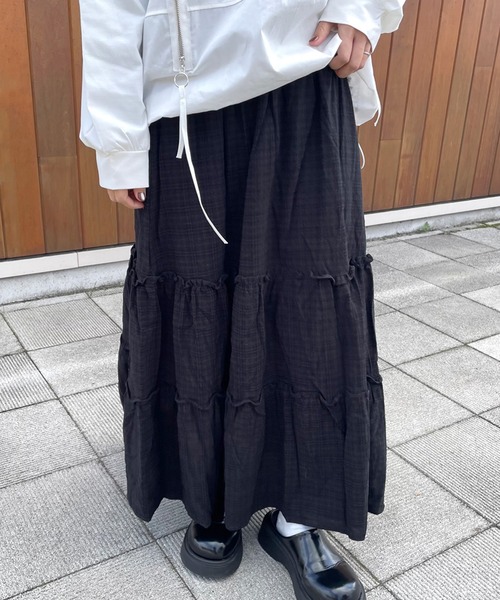 CRB(シーアールビー)の「チェックティアードロングスカート(スカート・レディース・ブラック/ブルー・F)」の20枚目の写真
