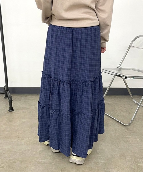 CRB(シーアールビー)の「チェックティアードロングスカート(スカート・レディース・ブラック/ブルー・F)」の9枚目の写真